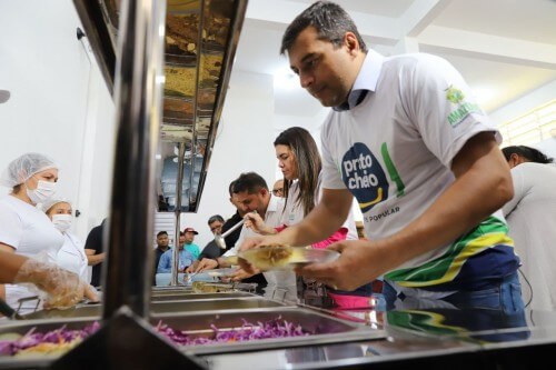 Em Barreirinha, Wilson Lima inaugura quinto restaurante popular no interior do estado