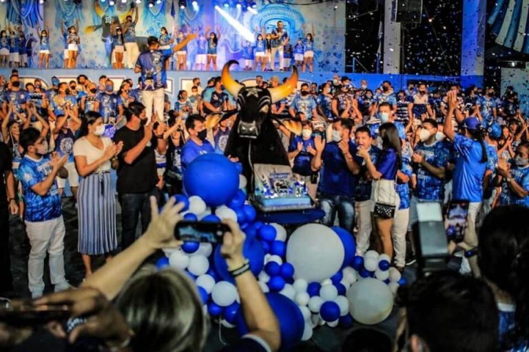 Caprichoso reúne povo azul e branco para o lançamento do álbum “Amazônia, nossa luta em poesia”