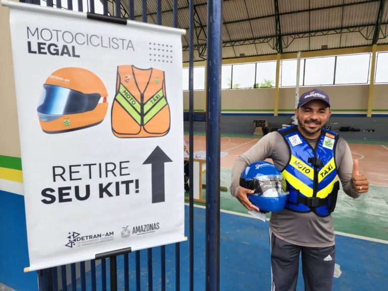 Em Carauari, Governo do Amazonas entrega kits de segurança para 61 contemplados pelo projeto Motociclista Legal