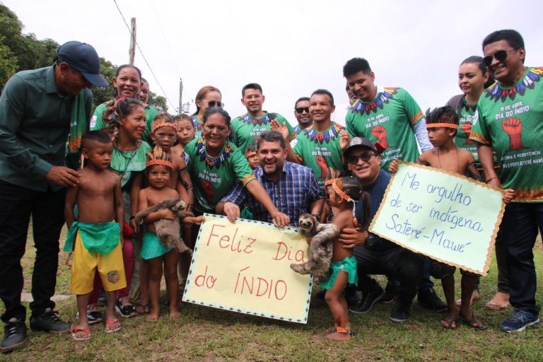 Prefeitura de Barreirinha participa de evento alusivo ao Dia de Luta e Resistência do Povo Sateré-Mawé