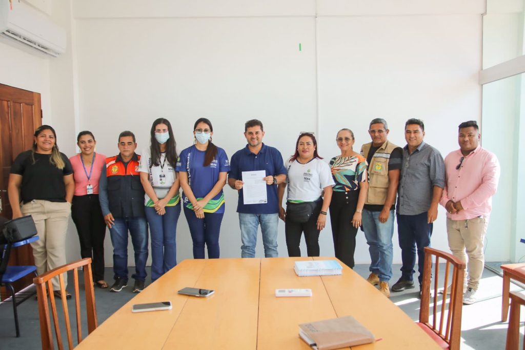 Prefeito estima R$ 1,6 milhões na economia de Barreirinha com pagamento de Auxílio Enchente