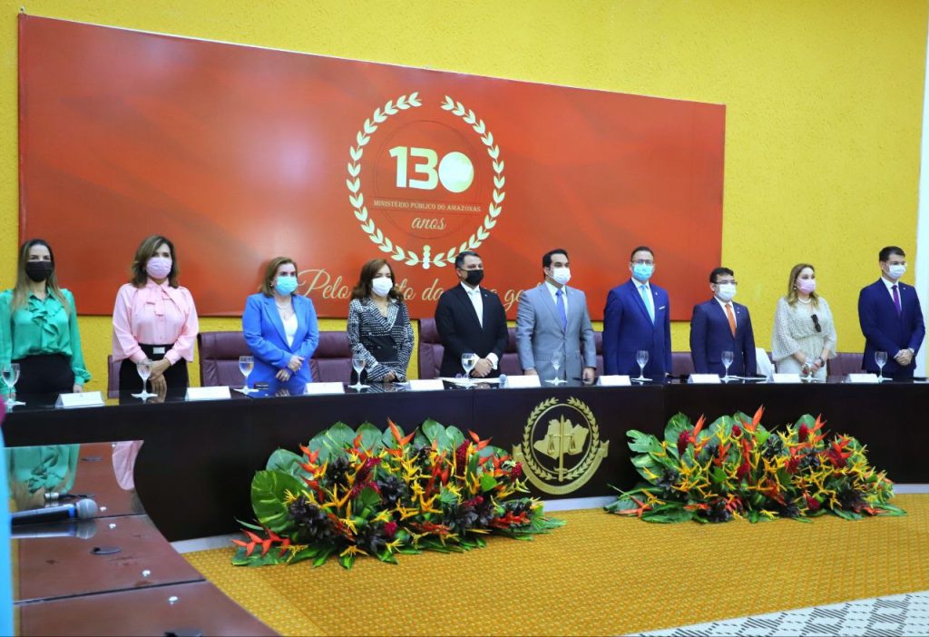 Presidente em exercício do TCE-AM participa de solenidade dos 130 anos do MP-AM