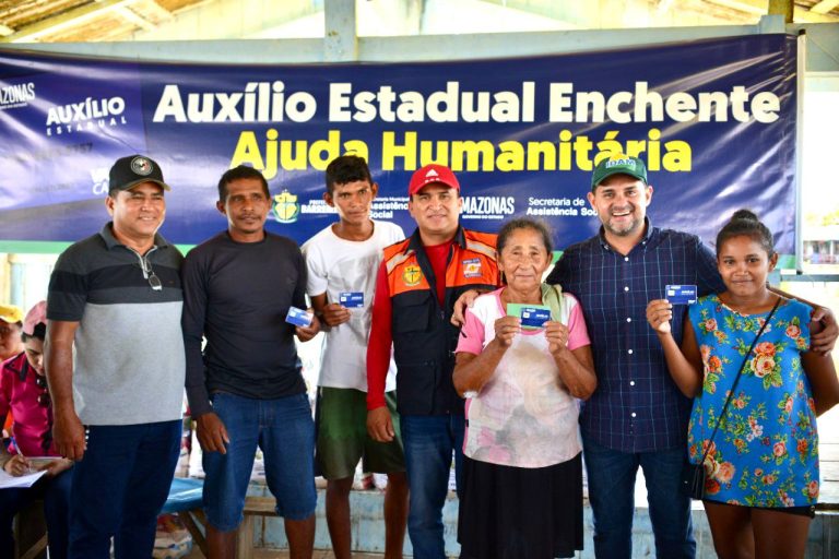 Auxílio Estadual Enchente e Cestas Básicas são entregues para a população ribeirinha de Barreirinha