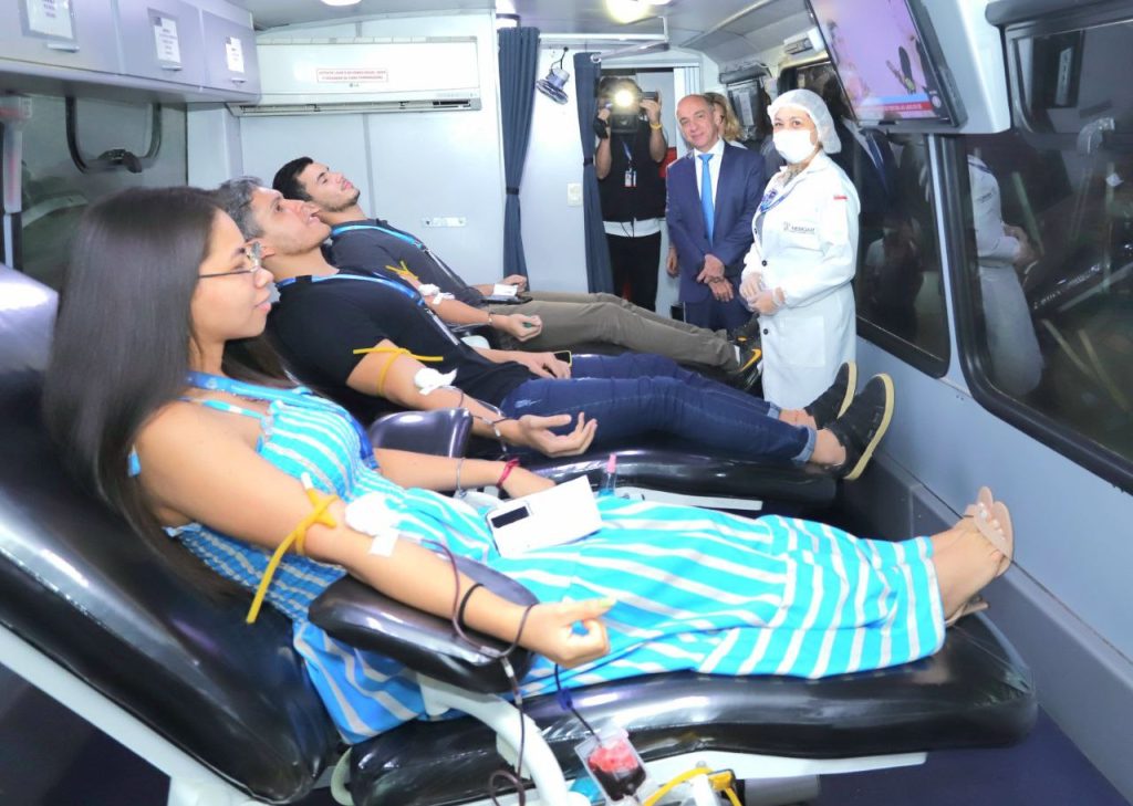 Servidores e colaboradores do TCE-AM doam sangue para até 244 pessoas