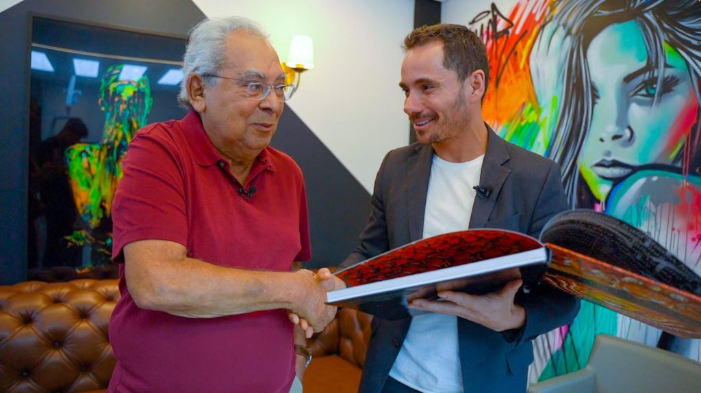 UEA é a maior obra pública de todos os tempos, afirma odontólogo, ex-aluno, para Amazonino Mendes