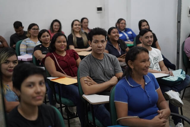 Governo do Amazonas oferece 140 vagas de cursos profissionalizantes
