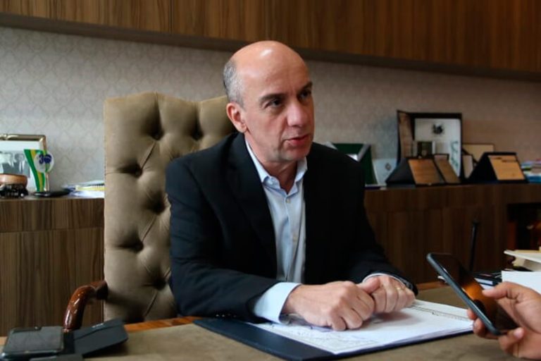 Presidente do TCE-AM palestra em seminário da Procuradoria Geral do Estado