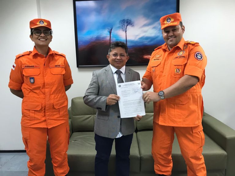 Deputado estadual Sinésio Campos articula implantação de quartel do Corpo de Bombeiros em São Gabriel da Cachoeira*