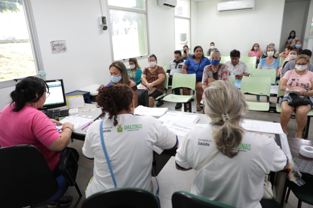 Quase dois mil pacientes são atendidos por especialistas e saem da fila de espera do Sisreg