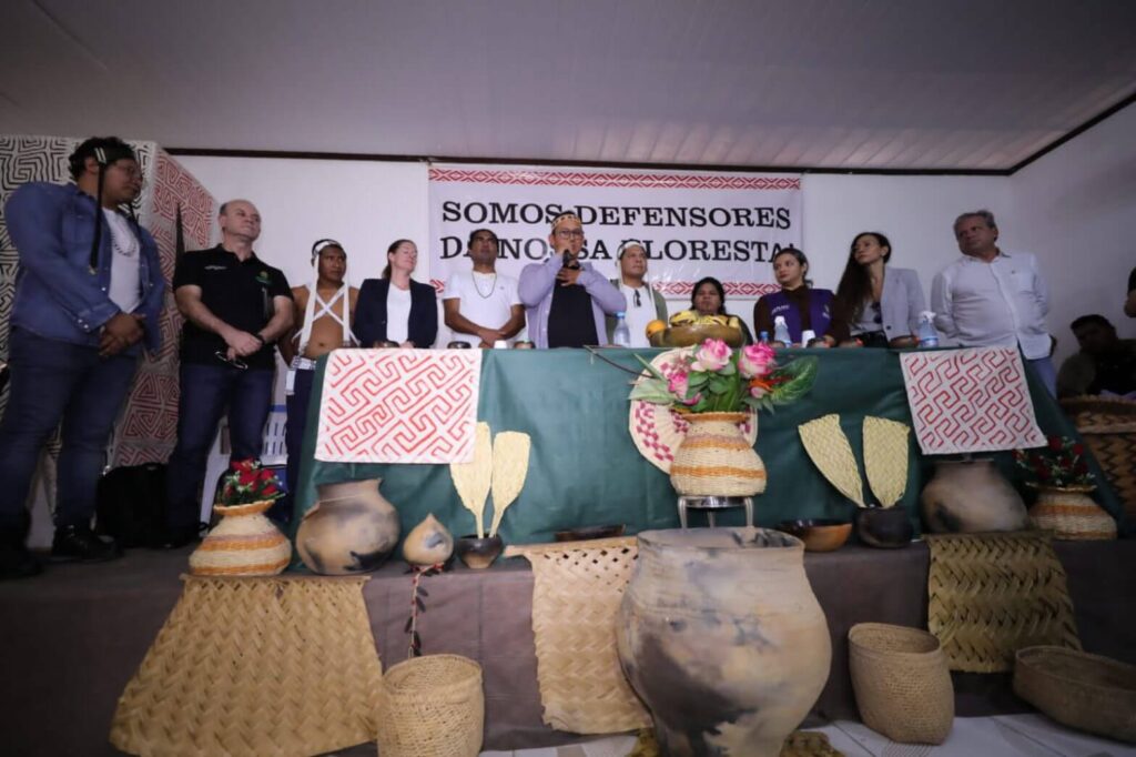 Governo do Amazonas propõe trabalho integrado com ministérios