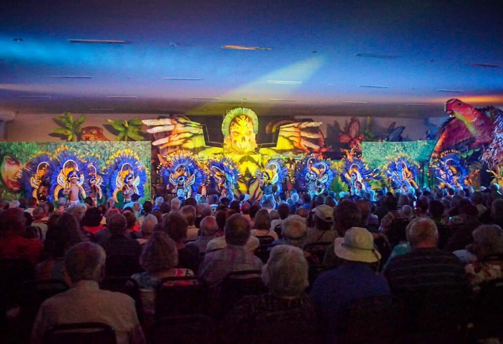 Caprichoso protagoniza espetáculo para 900 norte-americanos