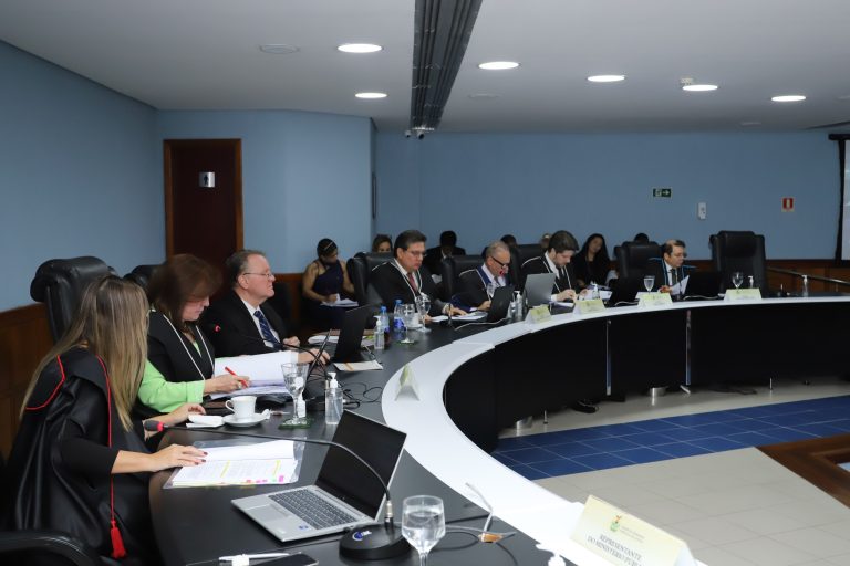 <strong>TCE-AM reprova contas e aplica multa a ex-gestores das câmaras de Maraã e Uatumã</strong>