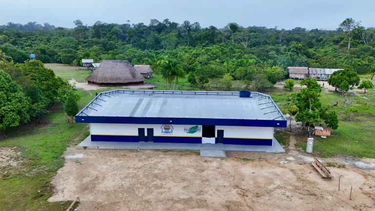 Atalaia do Norte inaugura primeira escola em alvenaria do Vale do Javari