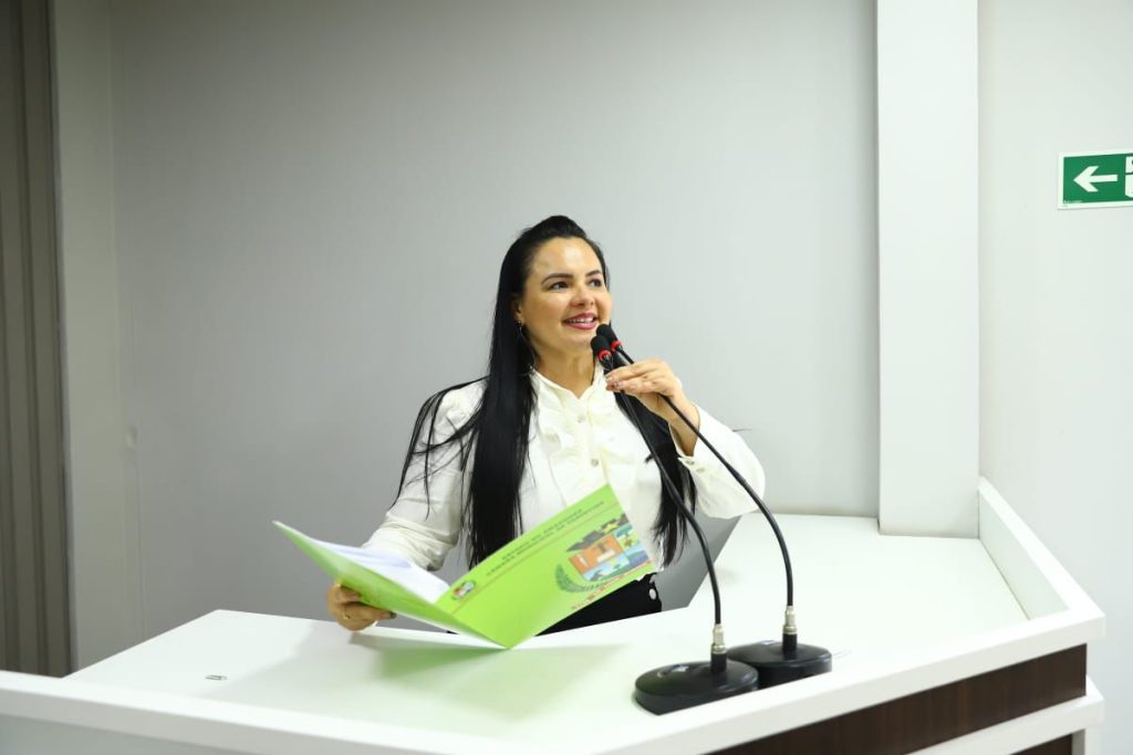 vereadora Vanessa Gonçalves (MDB)