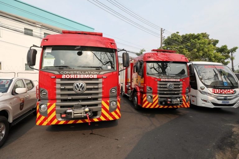 Wilson Lima entrega equipamentos ao Corpo de Bombeiros e reforça ações contra queimadas no interior do estado