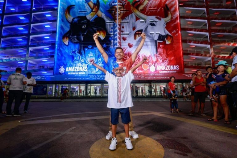 Bom de arte e de bola: Aluno do Liceu Claudio Santoro de Parintins faz teste no Clube Atlético Paranaense