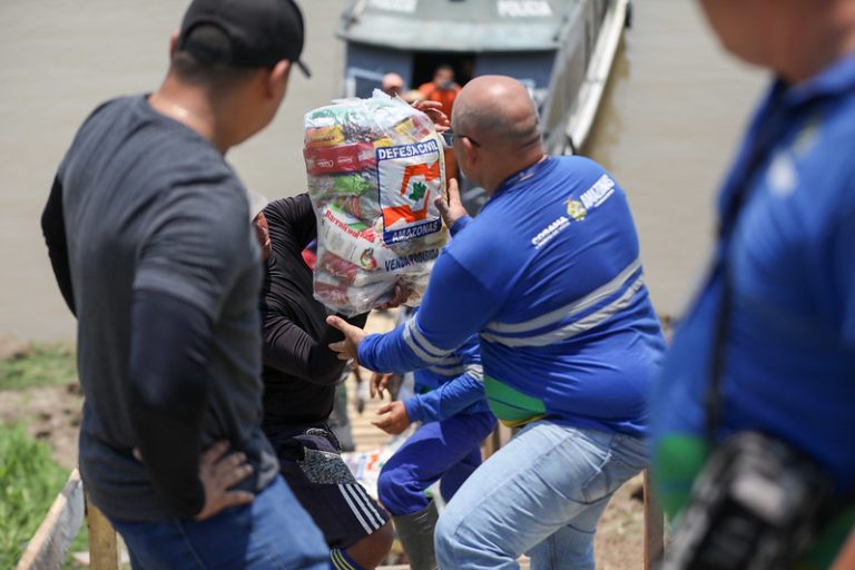 Governo do Amazonas divulga boletim sobre a estiagem no estado, neste domingo