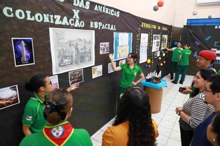 Alunos e professores da Escola Ângelo Ramazzotti promovem evento para a Semana Nacional de Ciência e Tecnologia