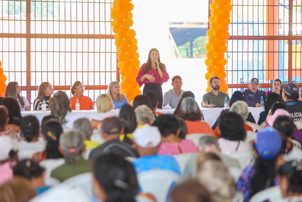 Mayra Dias reforça compromisso com a proteção e os direitos das mulheres do Amazonas