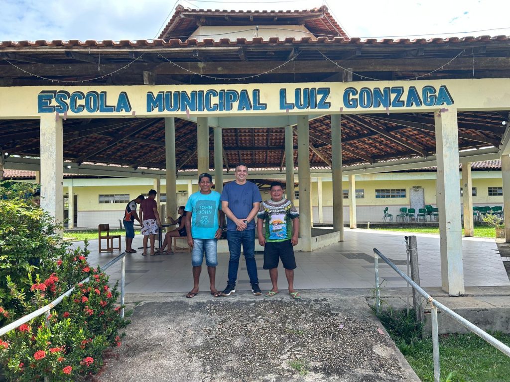 Vereador Marcus Cursino visita a comunidade Santo Antônio do Tracajá