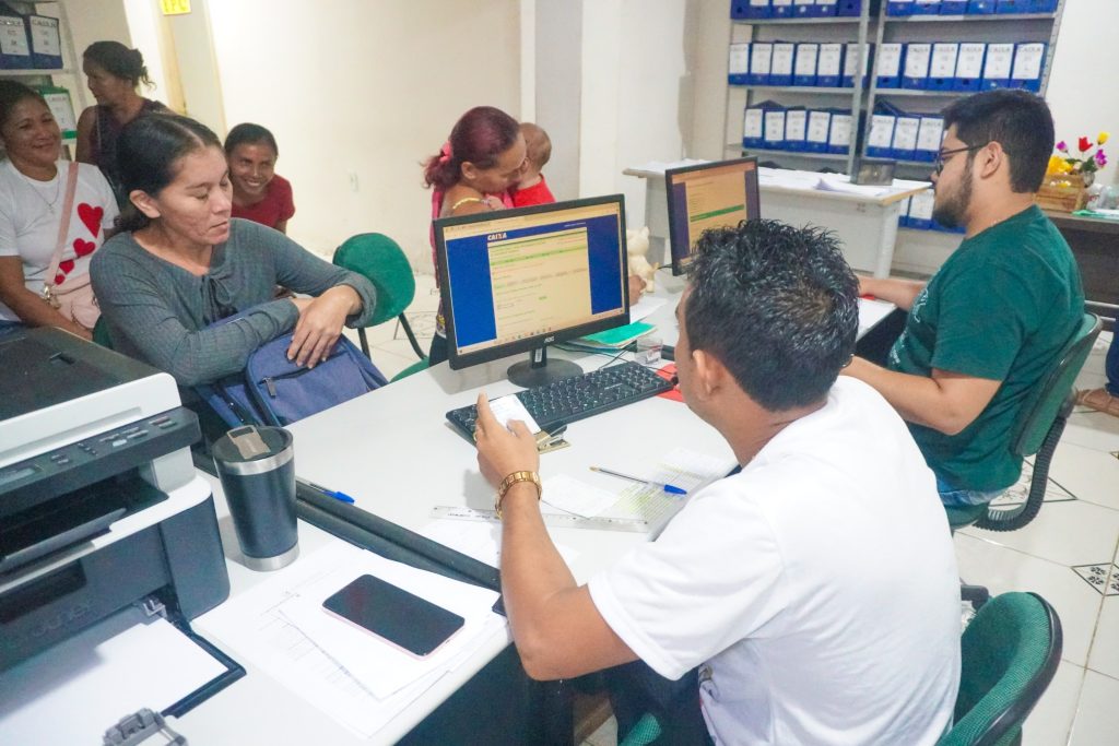 Mais de 4 mil famílias podem ter o Bolsa Família cancelado por falta de atualização