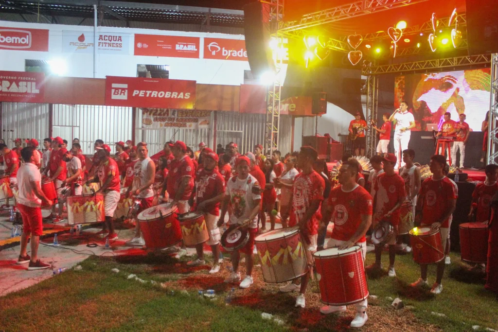Sexta Cultural no Cidade Garantido: Uma Noite de Cultura, Música e Paixão! 1 Boi Garantido