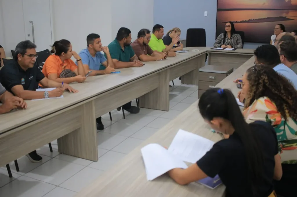 “Promover políticas públicas que fortaleçam e apoiem as mulheres”, afirma vice-prefeita Vanessa Gonçalves