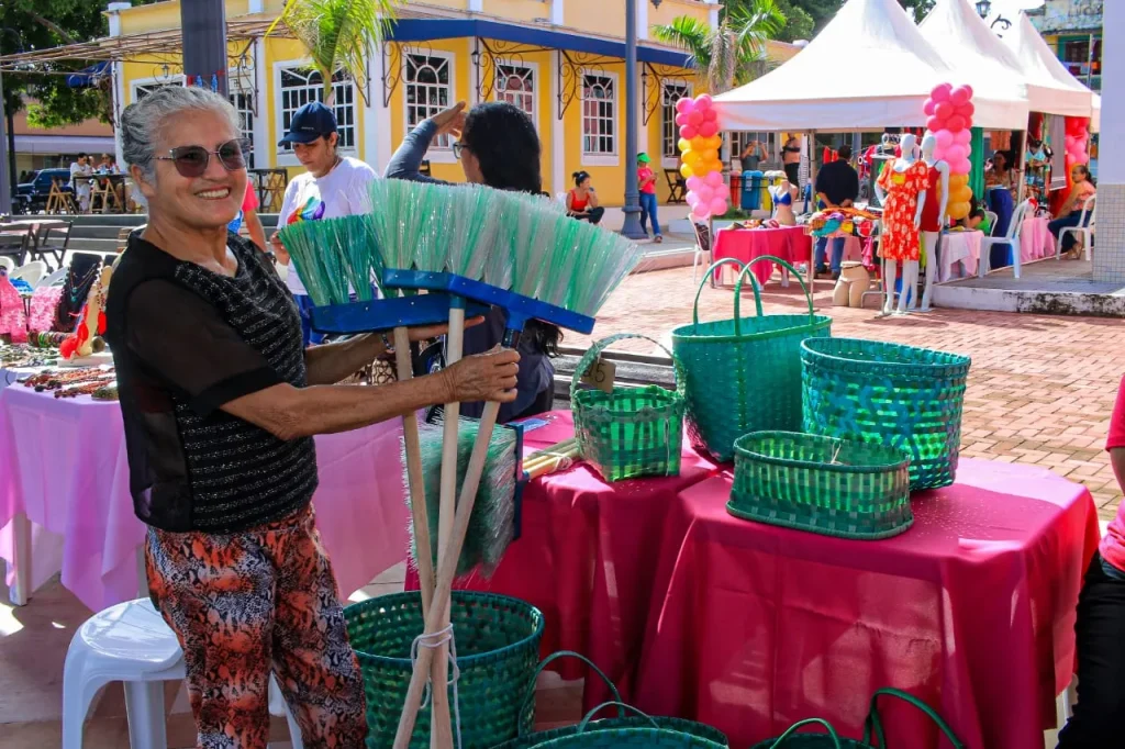 Feirão das Manas em Parintins Impulsiona Empreendedorismo Feminino 7 Feirao das Manas em Parintins 8