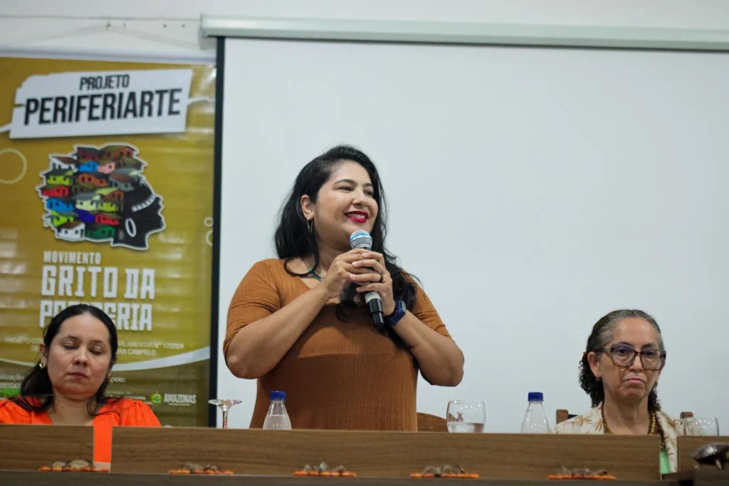 Histórico: Ufam/Parintins inicia primeiro Mestrado em Educomunicação do Brasil 1 WhatsApp Image 2025 03 17 at 23.48.34 1
