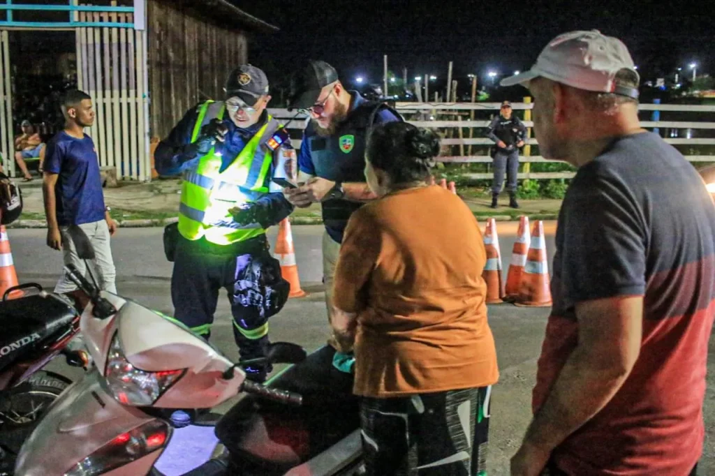 Operação Integrada de órgãos públicos reforça fiscalização no trânsito de Parintins