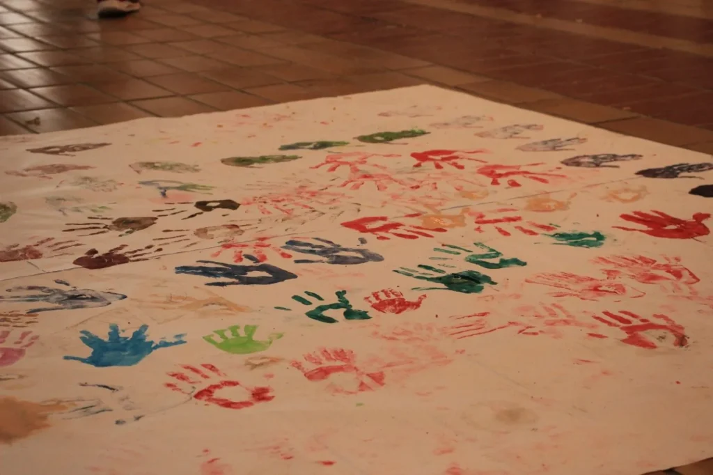 Dia Mundial do Autismo: Mães atípicas participam da campanha ‘Abril Azul’ no CECF Padre Pedro