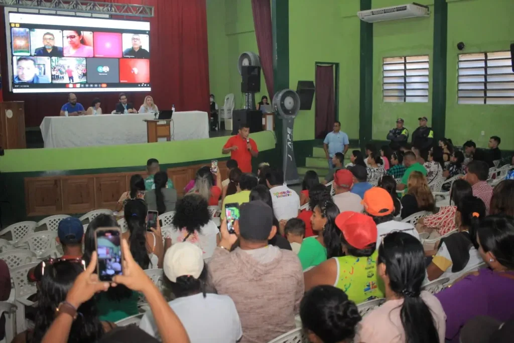 Parintins debate crescimento desordenado de ocupações em Audiência Pública