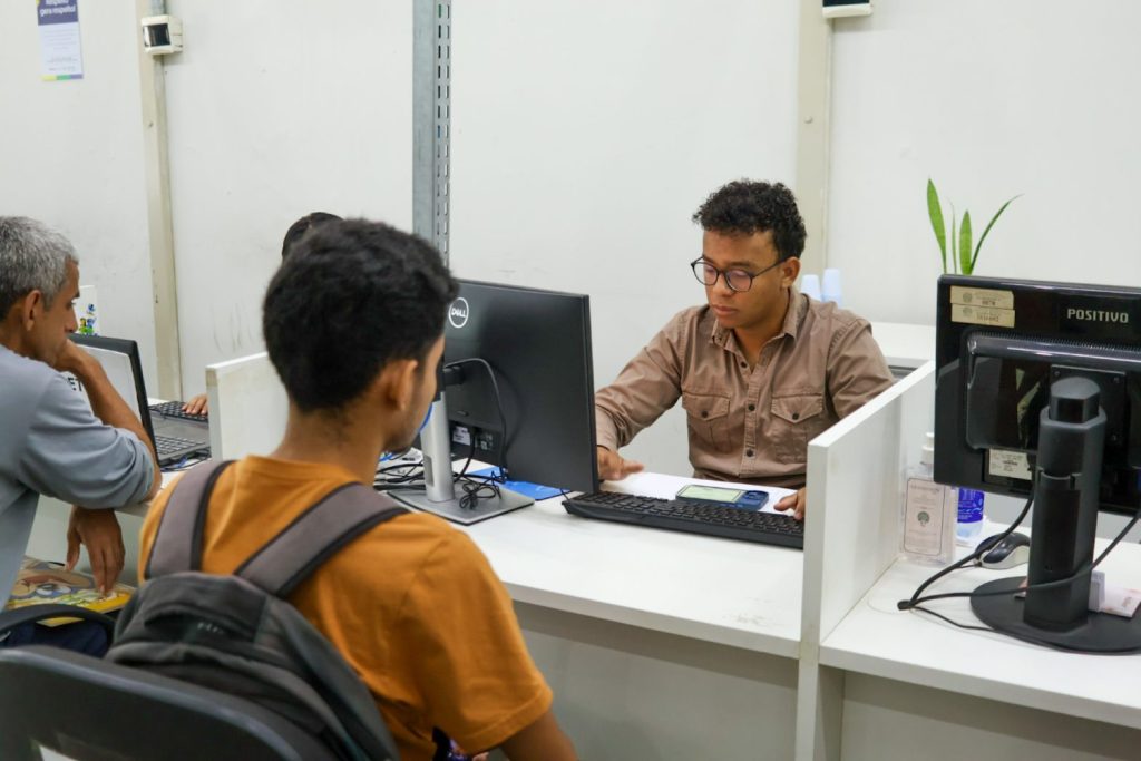 Sine Amazonas divulga 277 vagas de emprego para esta terça-feira