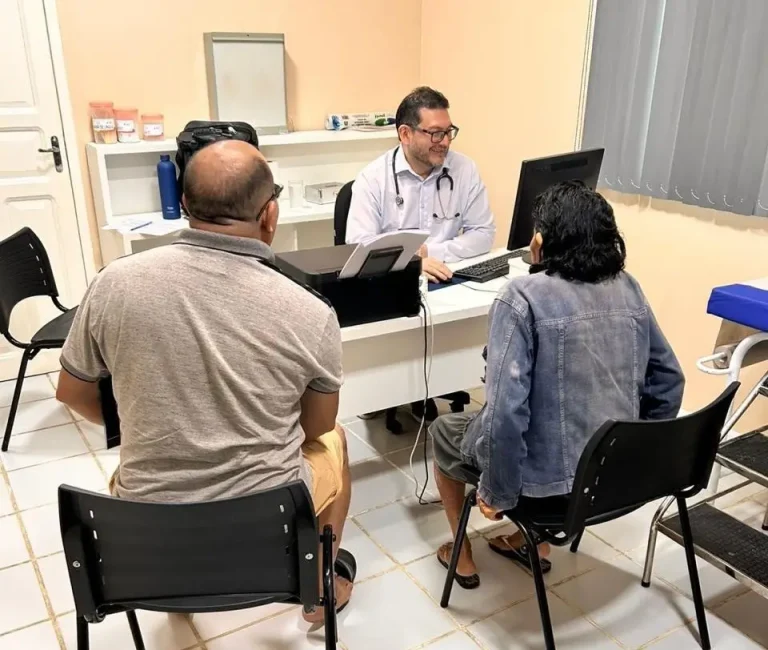 Parintins recebe primeiros atendimentos do cirurgião cardiologista Silvano Baraúna