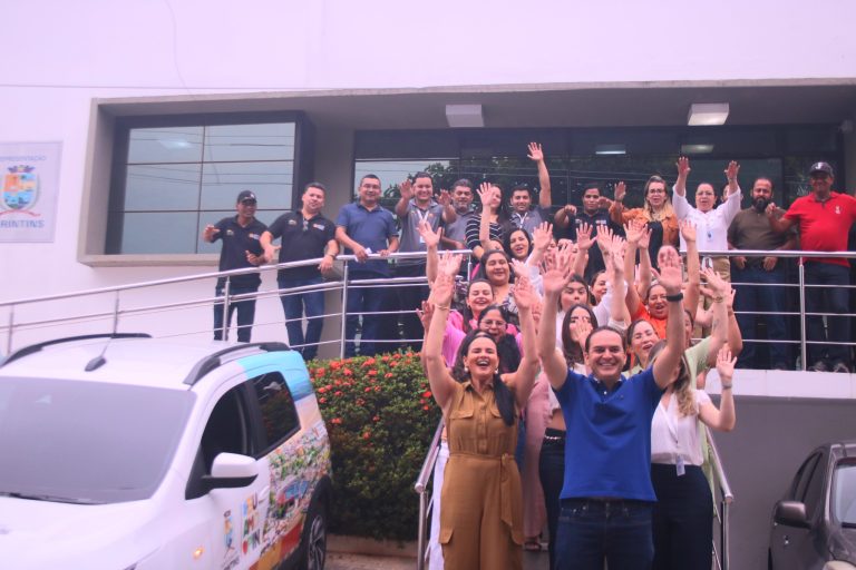 Prefeito Mateus Assayag entrega novos veículos para a Representação de Parintins em Manaus