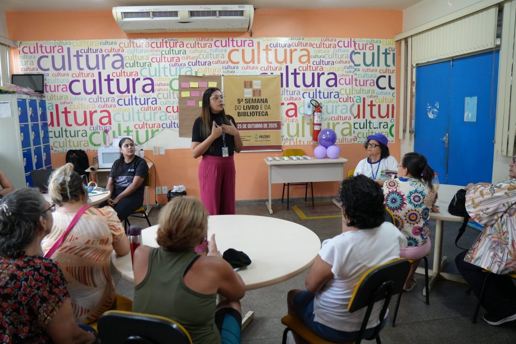 Memória e afeto guiam sarau literária com idosos na 5ª Semana do Livro e da Biblioteca