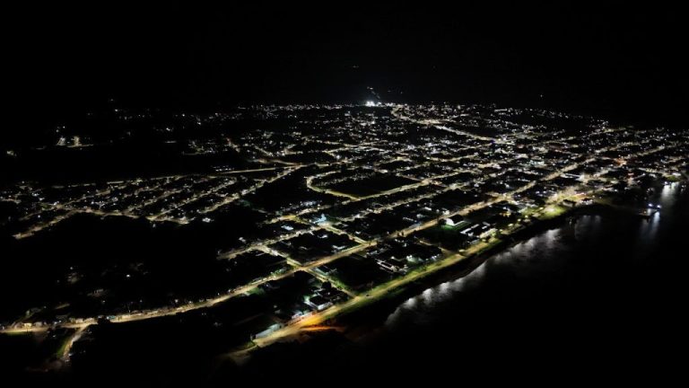 Ilumina+ Amazonas: Governo do Estado conclui a modernização da iluminação pública em Nova Olinda do Norte