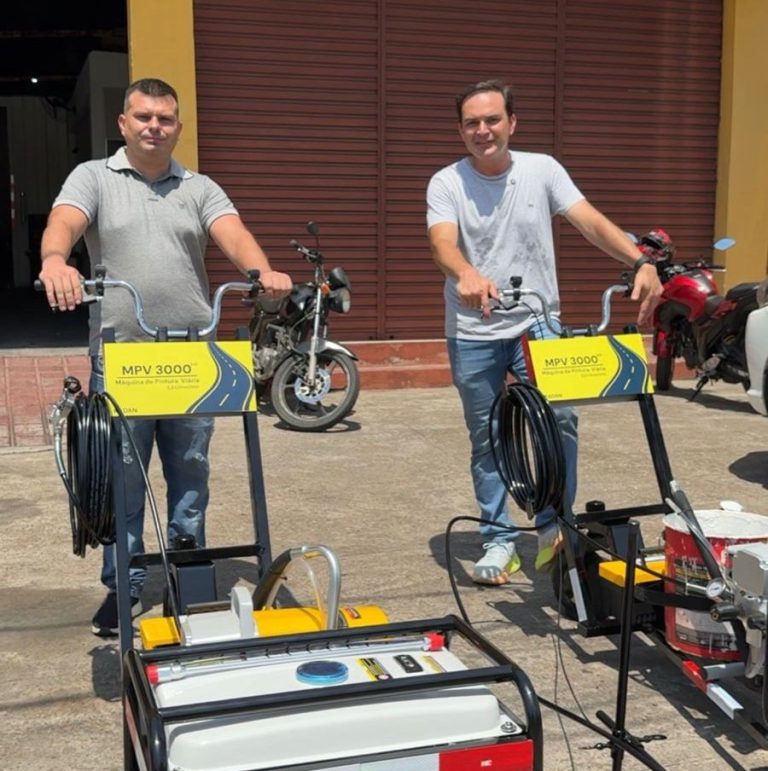 Prefeito Mateus Assayag anuncia novos equipamentos para sinalização do trânsito de Parintins