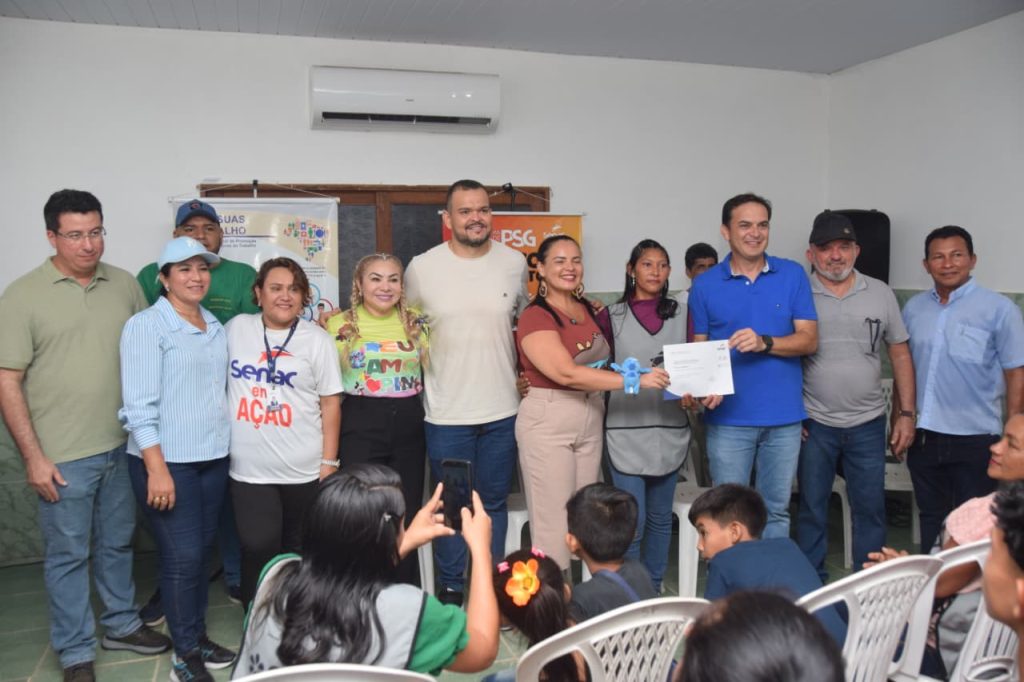 Mais de duas mil pessoas qualificadas ao mercado de trabalho em dez meses do governo Mateus Assayag e Vanessa Gonçalves