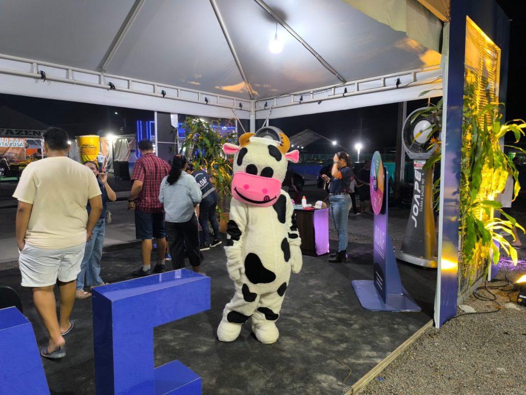 Expoagro 2025: Programação diversificada atrai mais de 1 mil pessoas o estande da Adaf