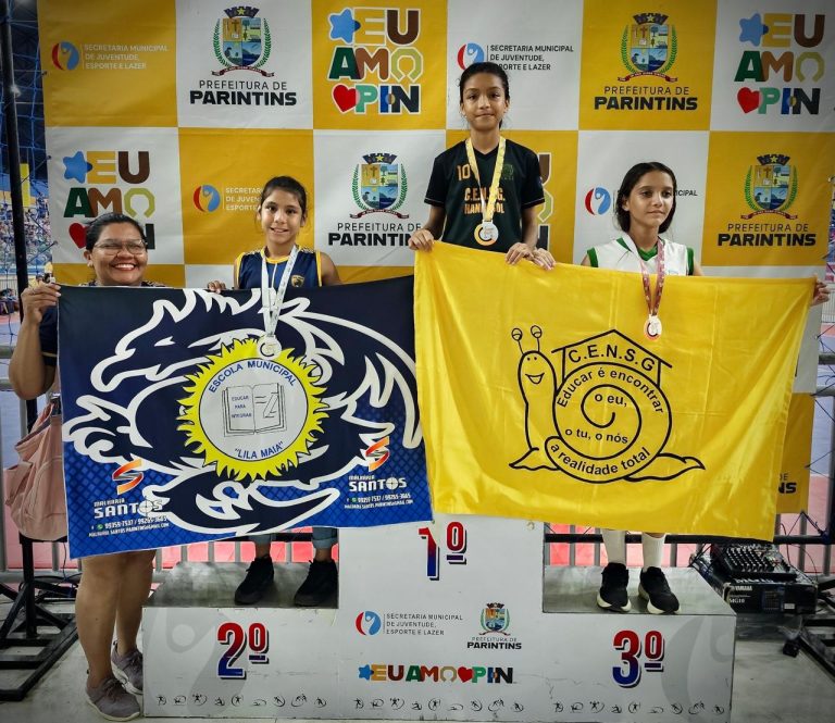Premiação: Campeões dos Jogos Escolares de Parintins recebem medalhas