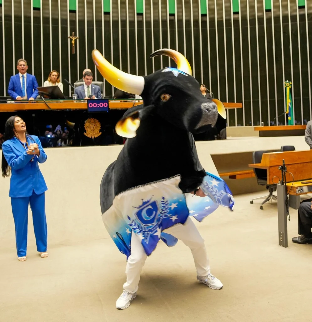 Em Brasília, Boi Caprichoso Reforça Importância Cultural E Econômica Do Festival De Parintins