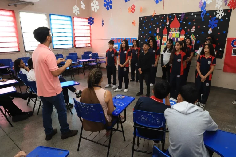 Estudantes Da Ee Farias Brito Realizam Intercâmbio Cultural Por Meio De Feira Das Nações