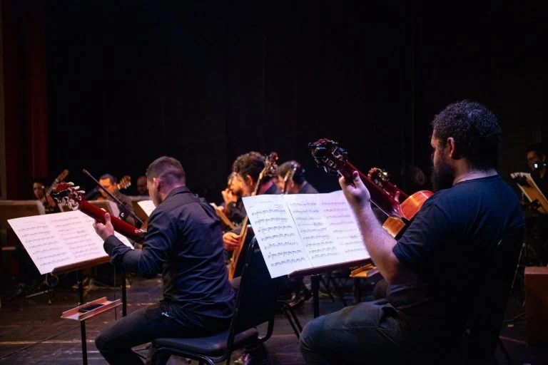 Orquestra De Violões Do Amazonas Celebra Diversidade Da Música Brasileira Em Concerto Gratuito No Teatro Da Instalação