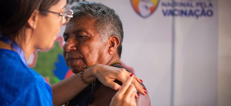 Nova fase da Operação Gota leva vacinas a comunidades indígenas na Amazônia Nova fase da Operação Gota leva vacinas a comunidades indígenas na Amazônia