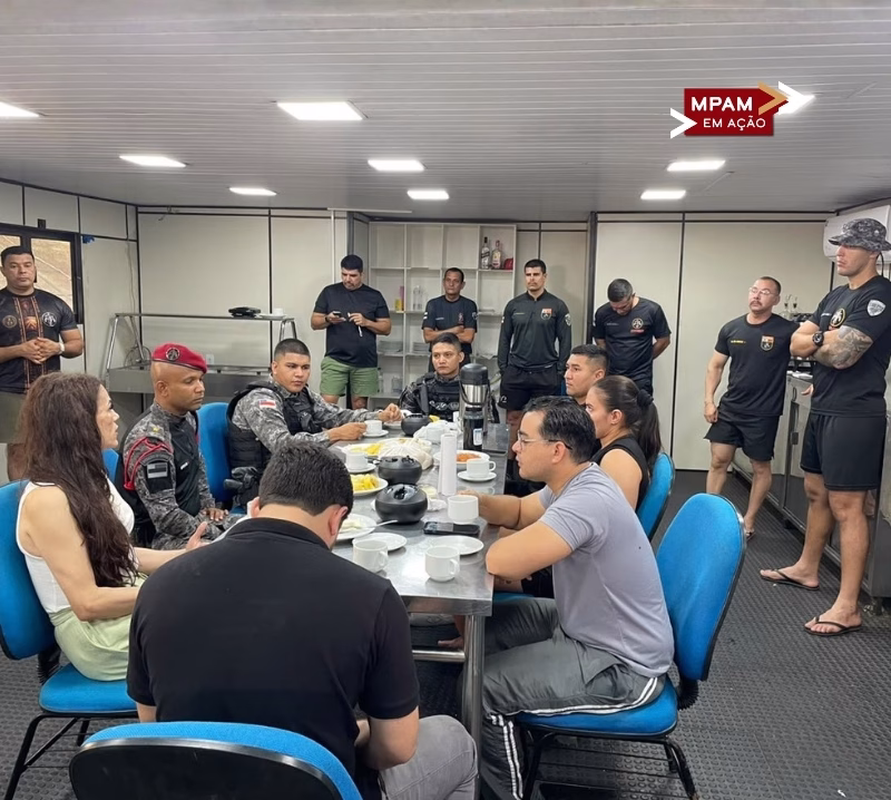 MPAM fortalece integração com forças de segurança durante visita à Base Fluvial Arpão 1, em Jutaí MPAM fortalece integração com forças de segurança durante visita à Base Fluvial Arpão 1, em Jutaí
