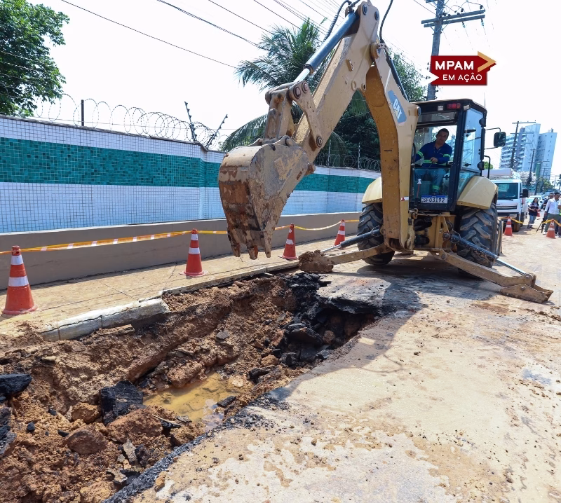 MP do Amazonas investiga rompimentos recorrentes de adutoras em Manaus MP do Amazonas investiga rompimentos recorrentes de adutoras em Manaus