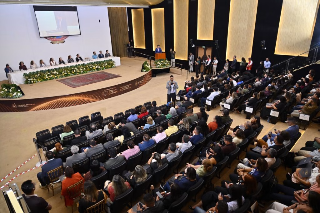 TCE-AM realiza III Jornada Técnica do Programa TCE Pela Educação nos dias 8 e 9 de setembro TCE-AM realiza III Jornada Técnica do Programa TCE Pela Educação nos dias 8 e 9 de setembro
