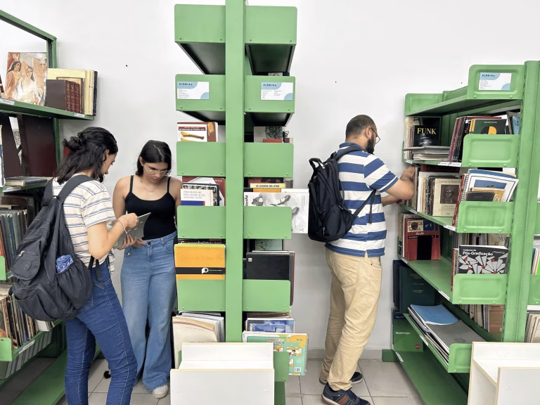 Acervo do Cedomca vai integrar o catálogo on-line das bibliotecas da Ufam