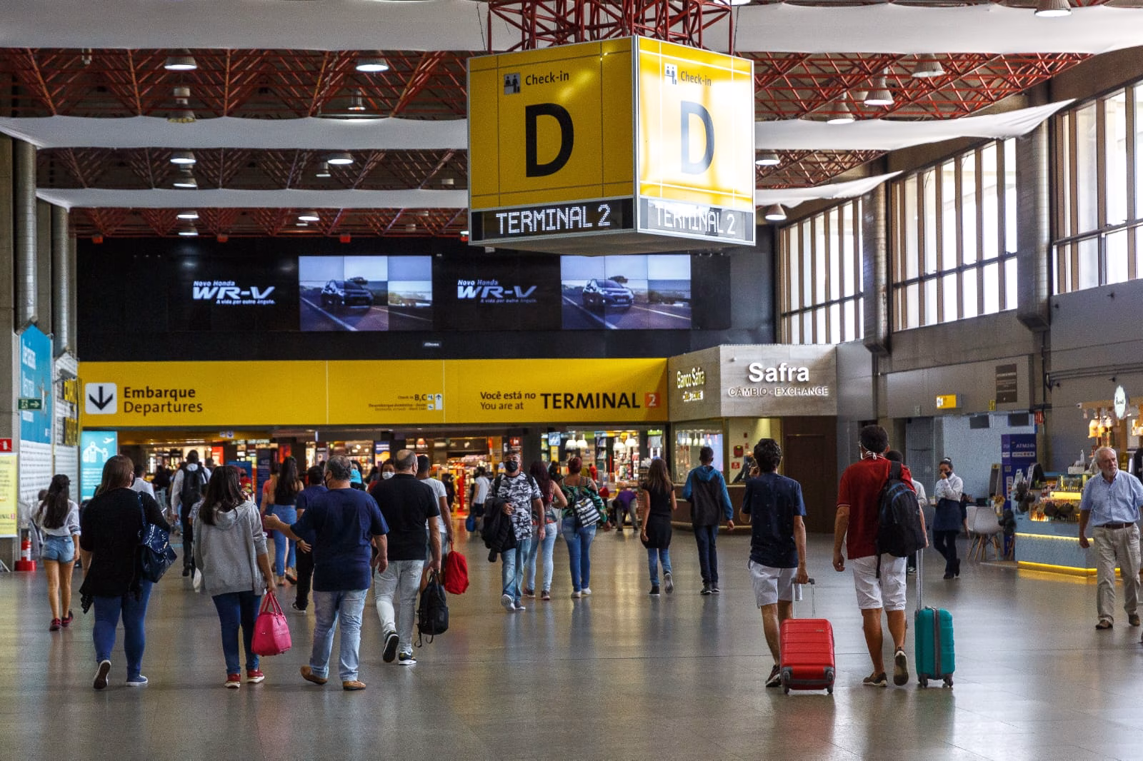 Atrasos e cancelamentos de voos: novas regras ampliam proteção aos passageiros Atrasos e cancelamentos de voos: novas regras ampliam proteção aos passageiros